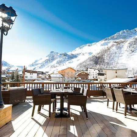 Hotel Le Savoie